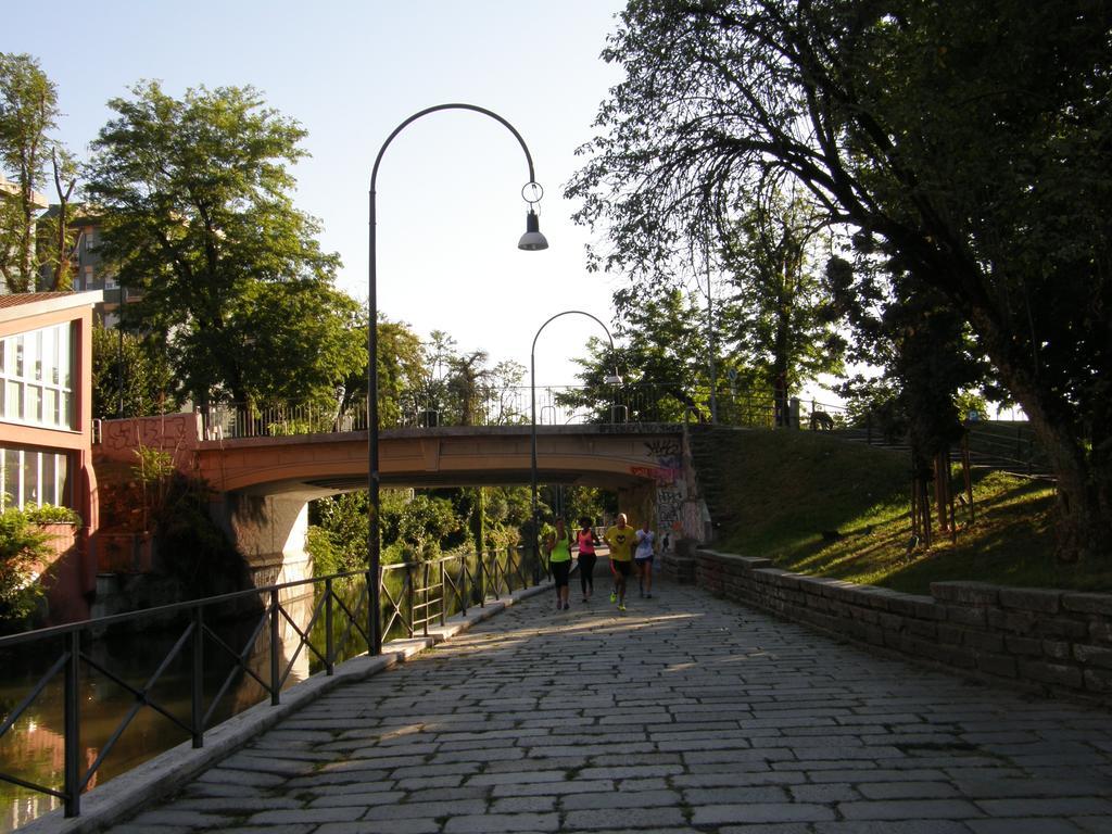Zuretti 61 Bed & Breakfast Milan Exterior photo